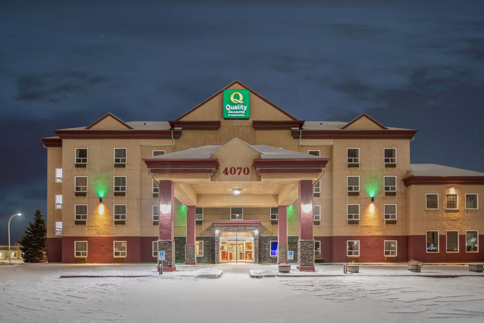 Quality Inn & Suites Lethbridge Exteriör bild