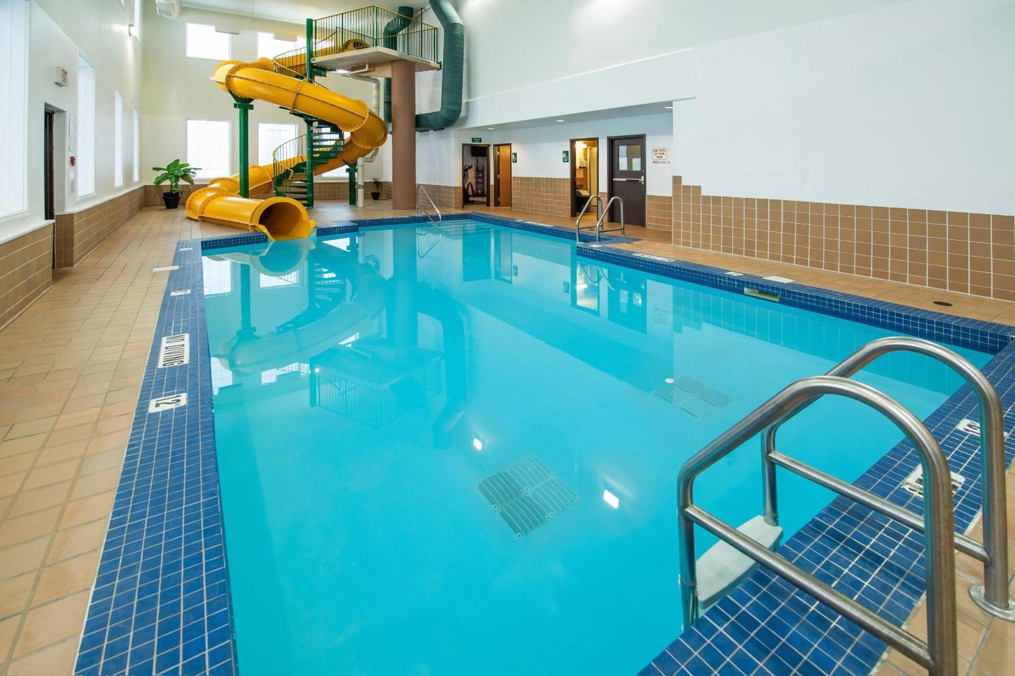 Quality Inn & Suites Lethbridge Exteriör bild